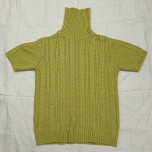 Green Short Sleeve Turtleneck Sweater